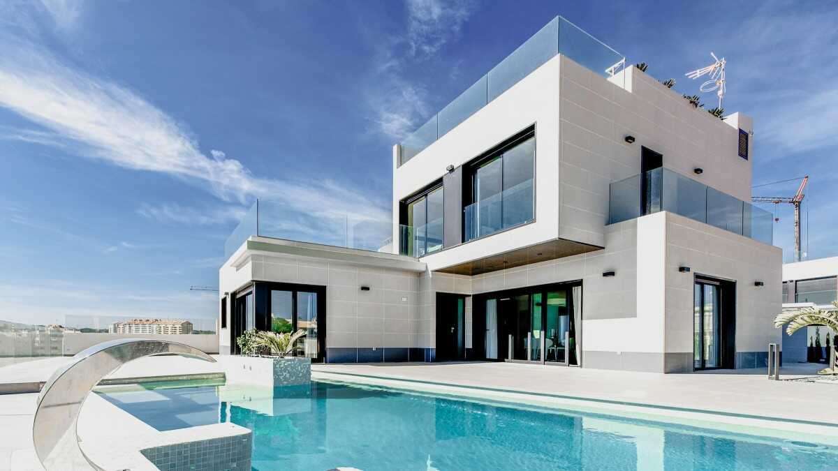 Kostenfallen beim Umzug nach Spanien vermeiden: Ein umfassender Leitfaden